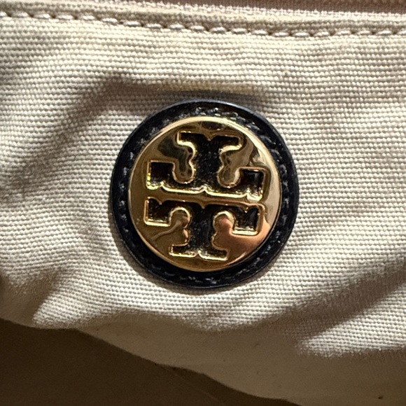 Tory Burch Ella Black Patent Leather and Large  Nylon Tote Bag - Picture 2 of 8